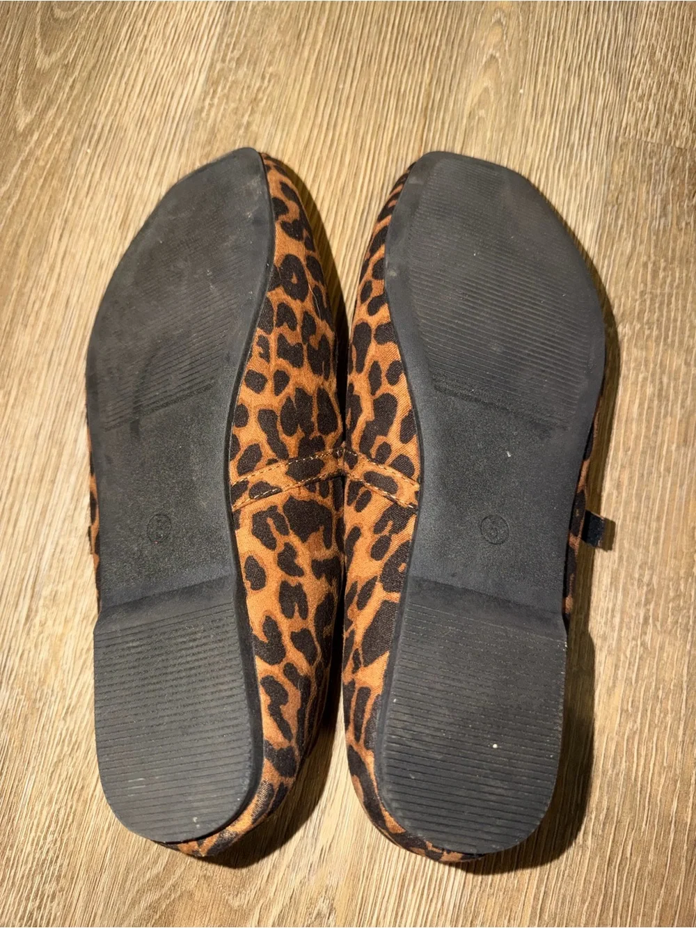 art class Leopard-Pattern Mary Jane Flats in Brown and Black